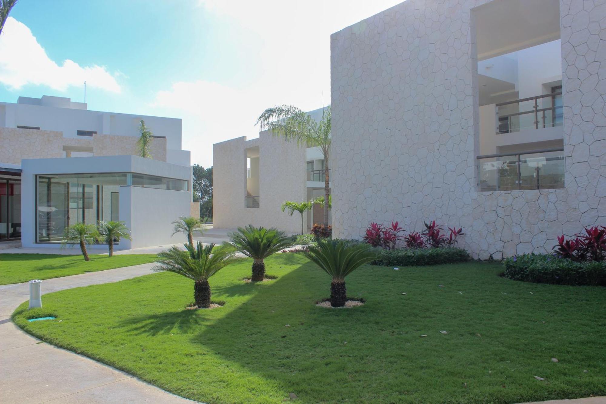 Exceptional 2Story Penthouse With Hot Tub And Rooftop Terrace In Bahia Principe Akumal Exteriör bild